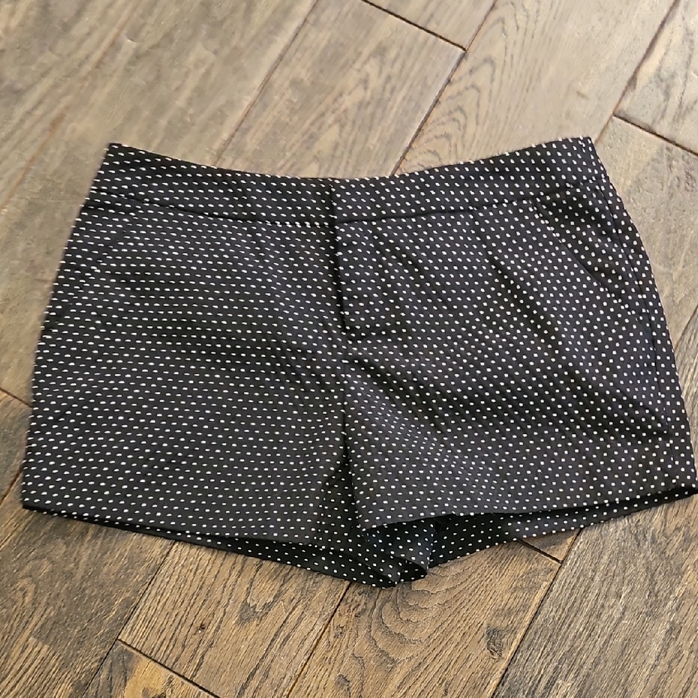 Polka Dot Like Design Shorts